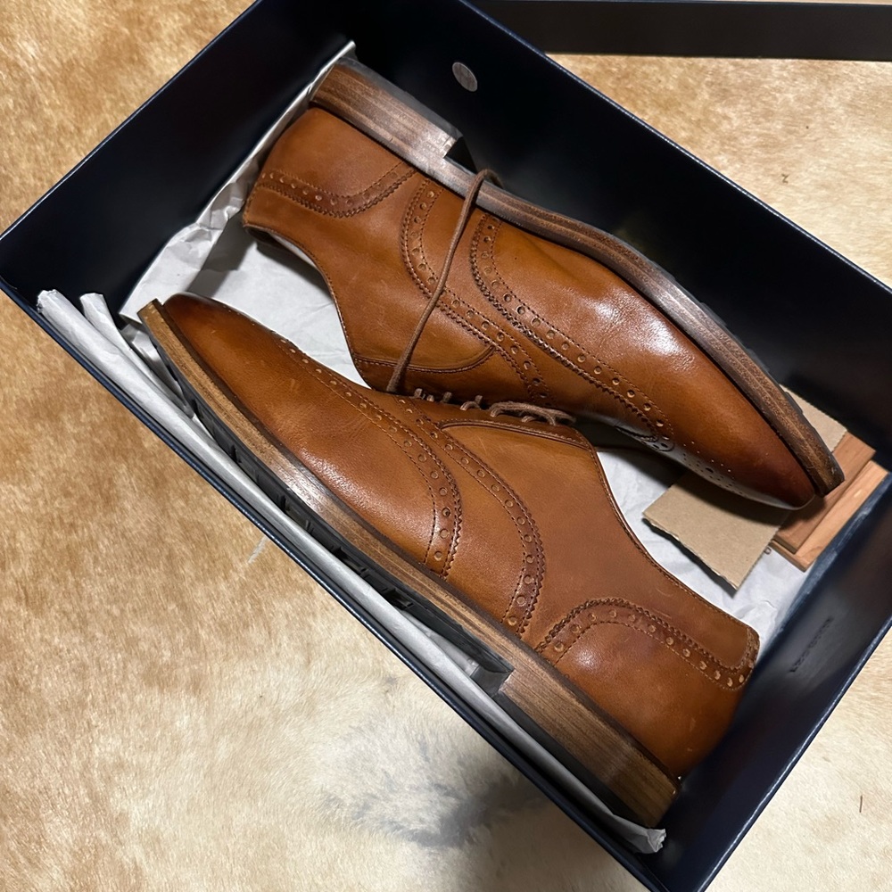 COLE HAAN - wing tip oxford loafers